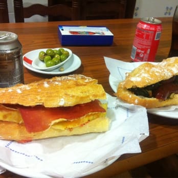 Cresol Bar i Menjars - Spanish Near Me - Valencia, V