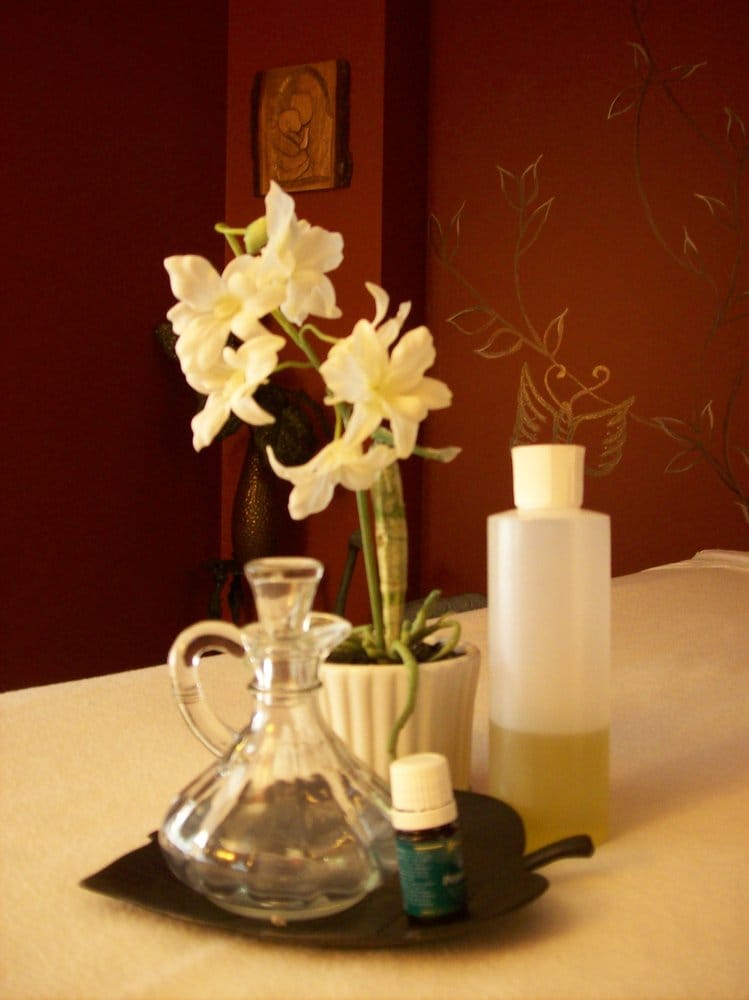 FOR YOUR OWN GOOD MASSAGE AND BODYWORK Updated September 2024 533 W