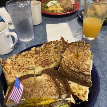 Granite Rock Grille - Chili verde omelette and Gina's breakfast sandwich w fresh oj - Breakfast & Brunch Near Me - Rocklin, California