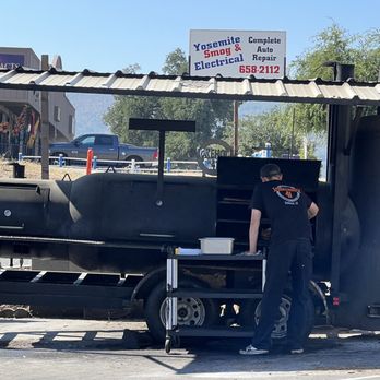 Smokehouse 41 - Offset smoker outside... love it! - Barbeque Near Me - Oakhurst, California Smokehouse 41 - Offset smoker outside... love it! - Barbeque Near Me - Oakhurst, California