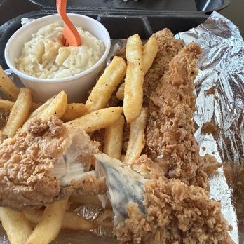 Cowboy Chicken - Crispy Chicken Tenders - Barbeque Near Me - Kissimmee, Florida