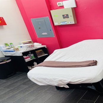 Eyebrow Threading Studio - Eyebrow Services Near Me - Homewood, Illinois