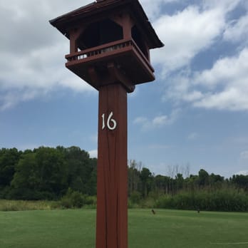 Hermitage Golf Course - Tee marker for 16th - Golf Near Me - Old Hickory, Tennessee Hermitage Golf Course - Tee marker for 16th - Golf Near Me - Old Hickory, Tennessee