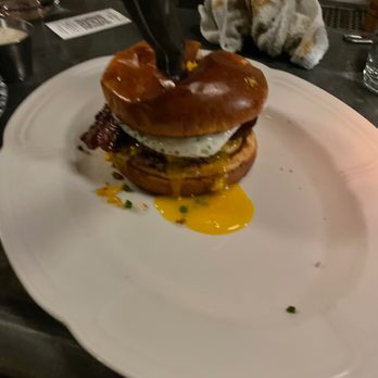 Au Cheval - Single with bacon and egg - Bars Near Me - Chicago, Illinois