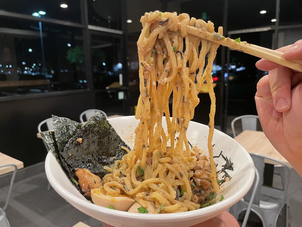 Food from Mazesoba Hero