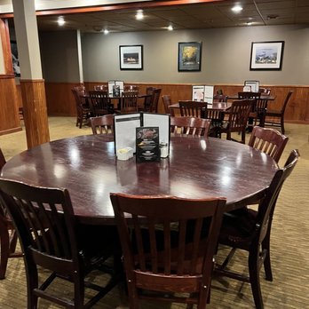 Black Woods Bar & Grill - Bars Near Me - Two Harbors, Minnesota