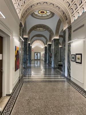 Columbus Metropolitan Library by null