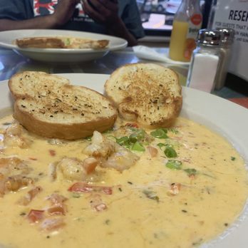 Simple Joe Cafe - Shrimp and Grits - Cafes Near Me - Baton Rouge, Louisiana