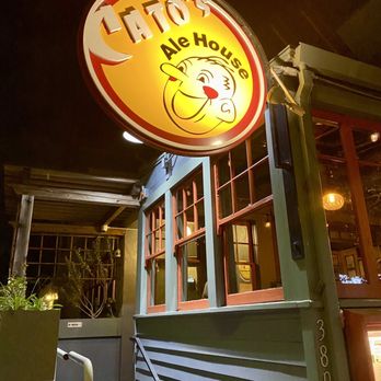 Cato's Ale House - Entrance - Burgers Near Me - Oakland, California