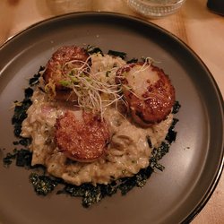 The Casual Canoe Bourbon & Craft Kitchen