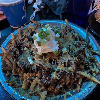 The Blu Pig - This is probably the worst bbq I have ever eaten.  Brisket fries burnt to a crisp - Barbeque Near Me - Moab, Utah