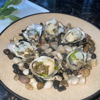 Ariana Restaurant - Oyster - French Near Me - Bend, Oregon