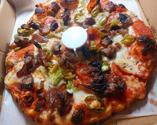 Lucky's Pizza by null