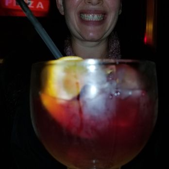 Applebee's Grill + Bar - Cabernet Crush - Sports Bars Near Me - Camarillo, California Applebee's Grill + Bar - Cabernet Crush - Sports Bars Near Me - Camarillo, California