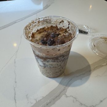 Chattering Squirrel Coffee - Blueberry Overnight Oats - Coffee & Tea Near Me - Siren, Wisconsin