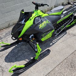 Route 12 Arctic Cat - 2025 ZR 600