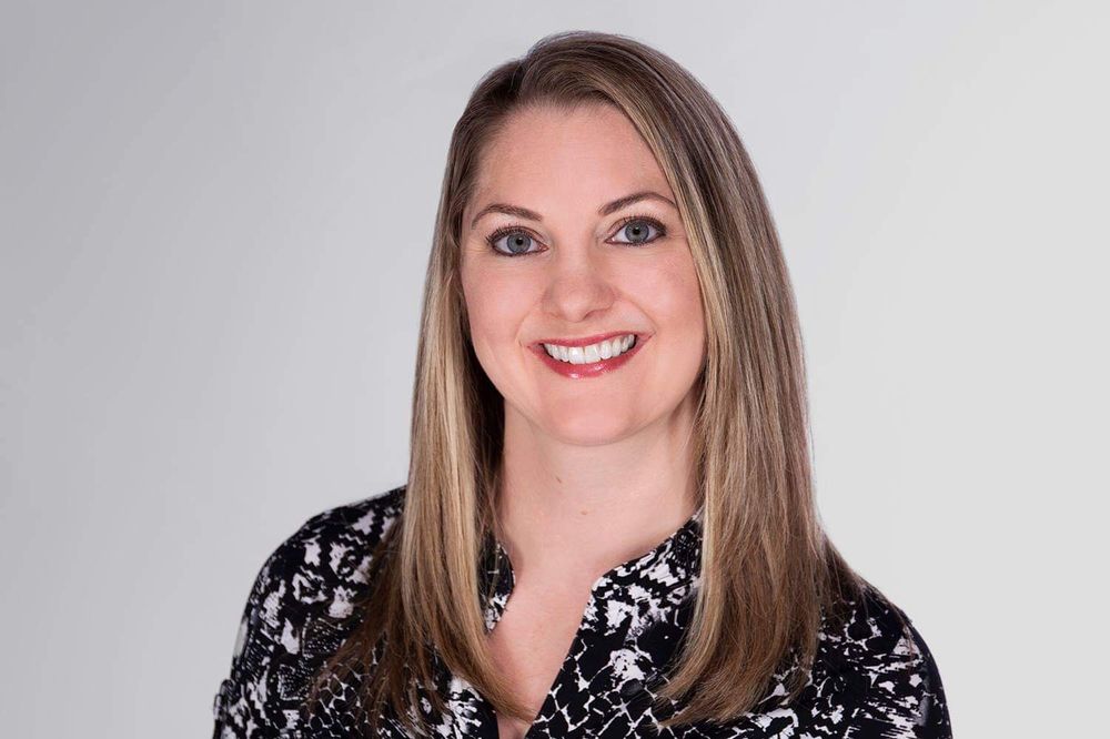 JESSICA HALLENBECK SIGNATURE REAL ESTATE GROUP 37 Photos & 19