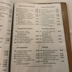 Yuen's China Restaurant - Menus are in German but translated to English next to it