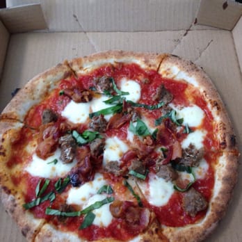 Criscito Pizza - Meatball Margherita with added Bacon. 10/10 - Caterers Near Me Criscito Pizza - Meatball Margherita with added Bacon. 10/10 - Caterers Near Me