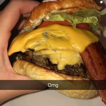 Liliha Bakery - Ultimate Bacon Cheeseburger with Mushrooms - Bakeries Near Me - Honolulu, Hawaii Liliha Bakery - Ultimate Bacon Cheeseburger with Mushrooms - Bakeries Near Me - Honolulu, Hawaii