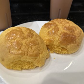 Hao Cafe - Pineapple buns - Barbeque Near Me - Duarte, California