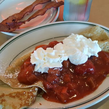 Crystal Creek Cafe - Strawberry Rhubarb Crepes - Breakfast & Brunch Near Me - Bothell, Washington Crystal Creek Cafe - Strawberry Rhubarb Crepes - Breakfast & Brunch Near Me - Bothell, Washington
