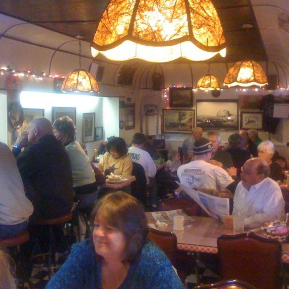 Luxury Diner - In the diner. - Diners Near Me - Cheyenne, Wyoming Luxury Diner - In the diner. - Diners Near Me - Cheyenne, Wyoming