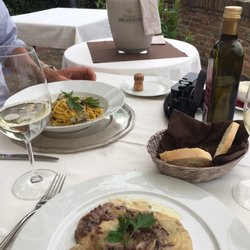 Osteria dell'Accademia - Ravioli & homemade spaghetti with artisjokes