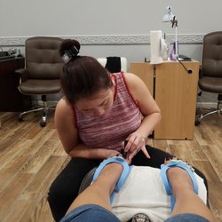 Royal Nails - She is really great if you like removing the cuticles! Getting a 1 minute foot massage too is a plus, I wish it was longer tho.