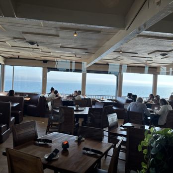 Ventana Grill - View of the tables - Latin American Near Me - Pismo Beach, California Ventana Grill - View of the tables - Latin American Near Me - Pismo Beach, California