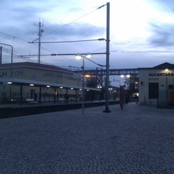 Estação de Alcântara-Mar - Gare da Estação de Alcântara-Mar