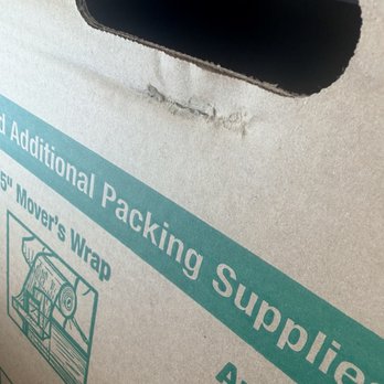 It's Your Move - Damaged box holding Tv - Movers Near Me It's Your Move - Damaged box holding Tv - Movers Near Me