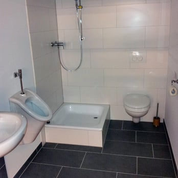 Fliesenleger Engel - Im wilden Verband mit Struktur verlegt | Fliesenleger Engel - Tiling Near Me - Oststeinbek, SH