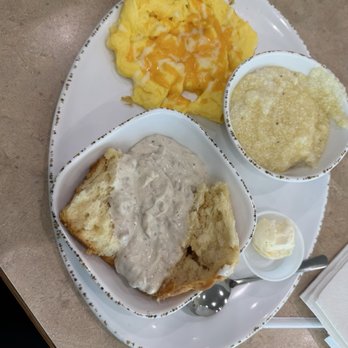 Taylor’s Breakfast & Lunch - Biscuit & Gravy with Eggs and grits - Breakfast & Brunch Near Me - Pensacola, Florida