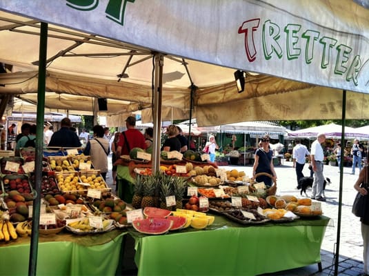 Viktualienmarkt by null