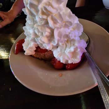 The Horny Toad - Awesome Strawberry Shortcake from the Horny Toad! - American Near Me - Cave Creek, Arizona