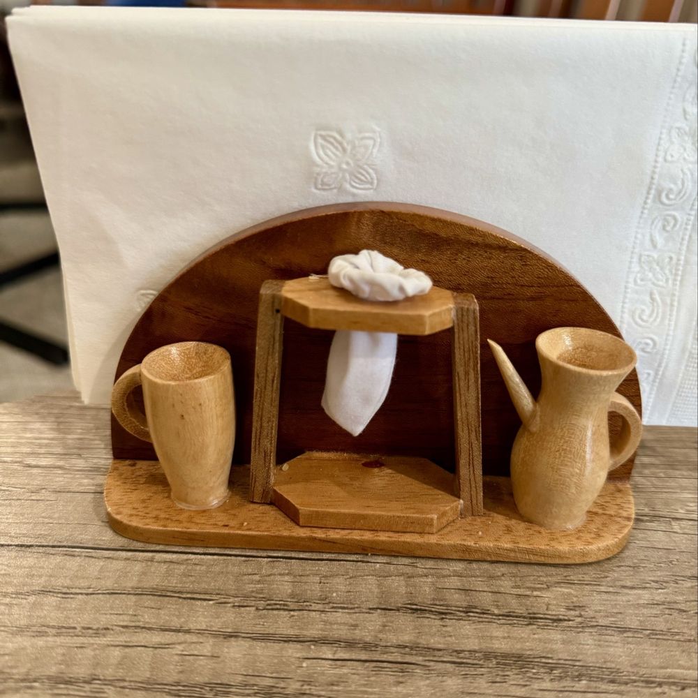 Maleku - The cutest napkin holders. Hand-made, brought from Costa Rica! - Empanadas Near Me - Rosemount, Minnesota Maleku - The cutest napkin holders. Hand-made, brought from Costa Rica! - Empanadas Near Me - Rosemount, Minnesota