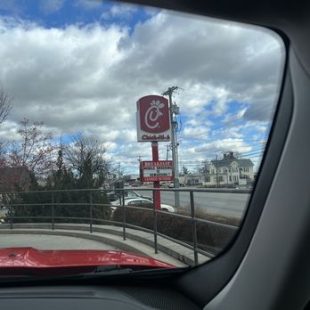 Chick-fil-A - ows a sign for a restaurant - Fast Food Near Me - Salem, Virginia