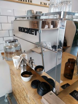 Bohnenkartell Café by null