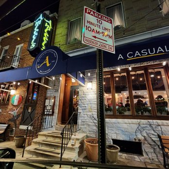 Amicci's - Italian Near Me - Baltimore, Maryland