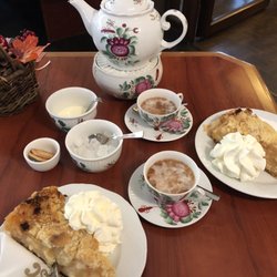 Café ten Cate - Apfel Streuselkuchen mit Ostfriesischer Teezeremonie