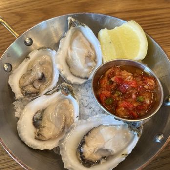 Marmo - Oysters on the half shell - Italian Near Me - Houston, Texas Marmo - Oysters on the half shell - Italian Near Me - Houston, Texas