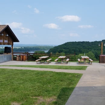 OakGlenn Vineyards & Winery - Wineries Near Me - Hermann, Missouri OakGlenn Vineyards & Winery - Wineries Near Me - Hermann, Missouri