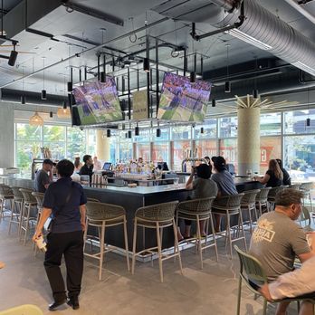Midtown Eats - Food Court Near Me - Honolulu, Hawaii