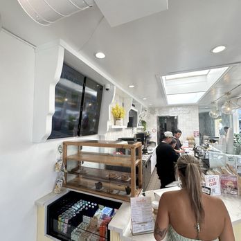 Sunbliss Cafe - Ordering counter - Coffee & Tea Near Me - Newport Beach, California