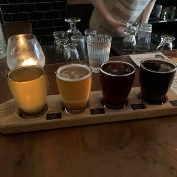 Radical Road Brewing - Pale ale, IPA, Dooplebock and Porter - Breweries Near Me - Toronto, Ontario Radical Road Brewing - Pale ale, IPA, Dooplebock and Porter - Breweries Near Me - Toronto, Ontario