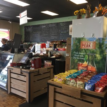 Mimis Deli - Delis Near Me - Hixson, Tennessee