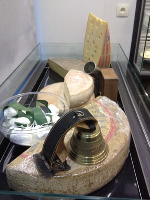 Au Petit Fromager by null