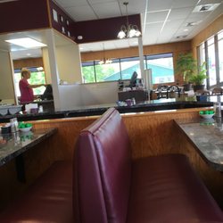 Alice's Family Restaurant - Dining Area