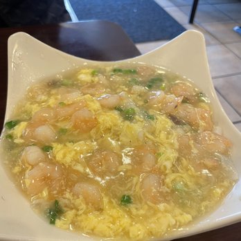 Local Cafe - M13. Egg Drop Sauce & Shrimps Chow Fun - Chinese Near Me - Cupertino, California Local Cafe - M13. Egg Drop Sauce & Shrimps Chow Fun - Chinese Near Me - Cupertino, California